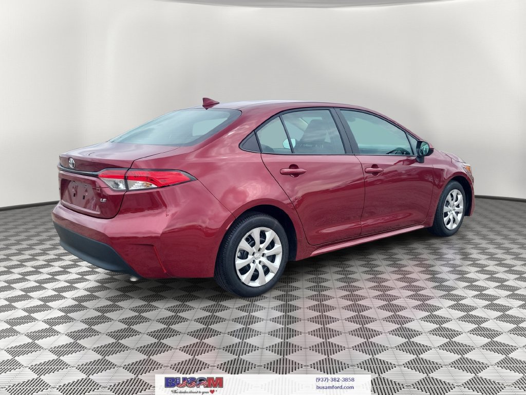 Used 2026 Toyota Corolla LE FWD image 4