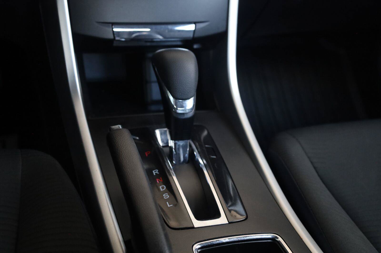 Used 2015 Honda Accord LX image 38