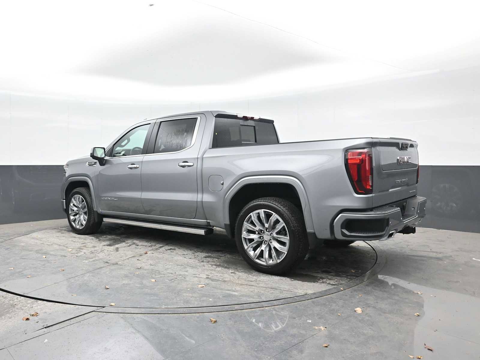 New 2026 GMC Sierra 1500 Denali w/ Denali Reserve Package image 2