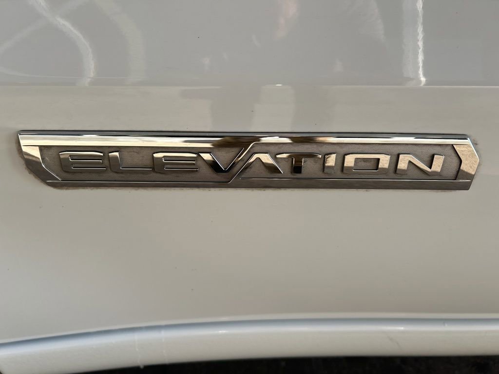 Used 2022 GMC Sierra 1500 Elevation image 24