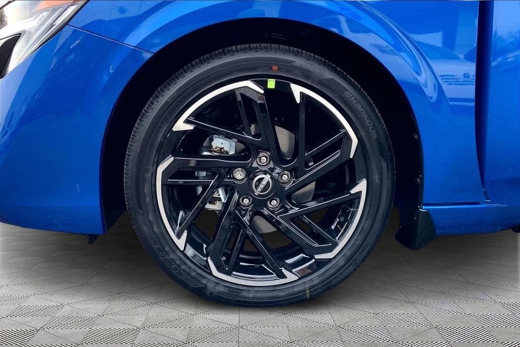 New 2026 Nissan Sentra SR w/ SR Premium Package image 6