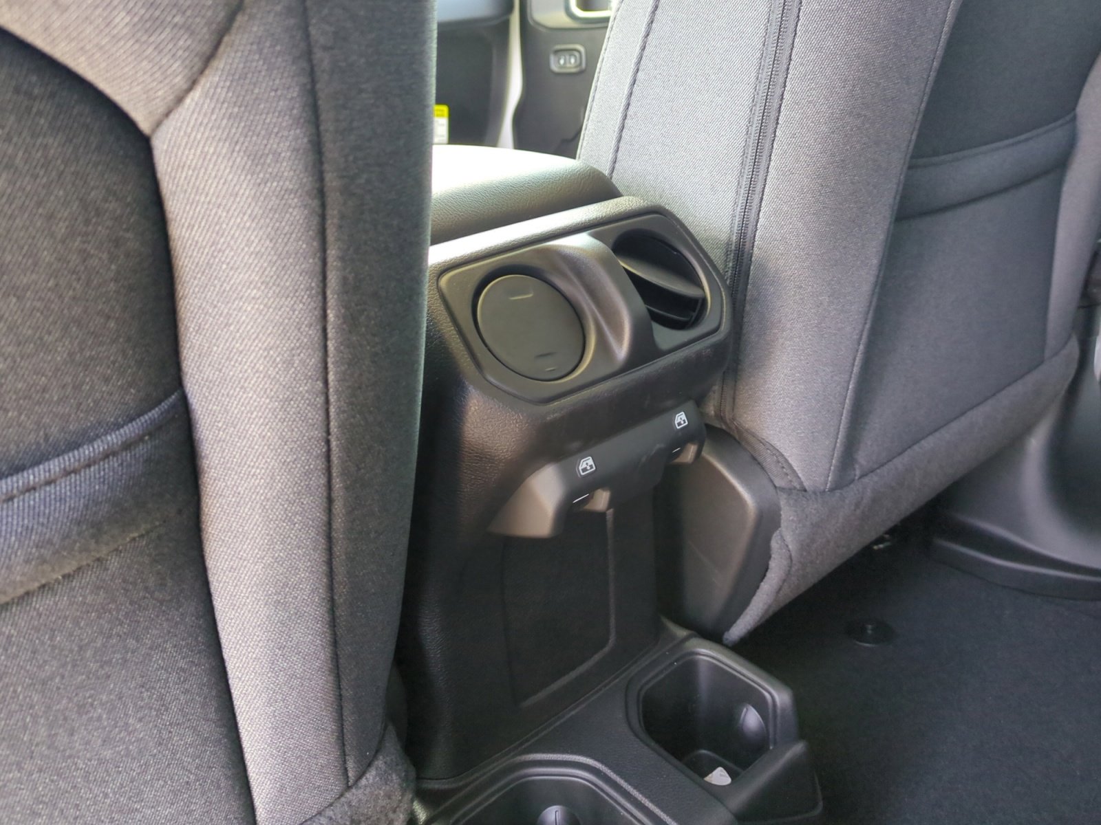 New 2026 Jeep Gladiator Sport image 31