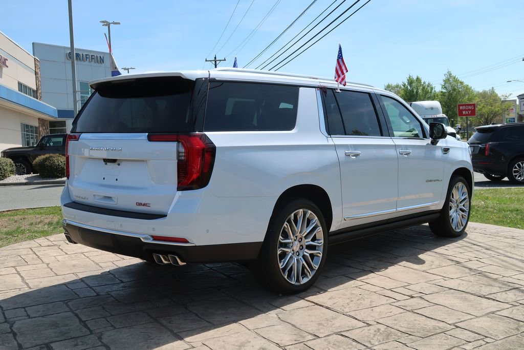 New 2026 GMC Yukon XL Denali w/ Denali Reserve Package image 5