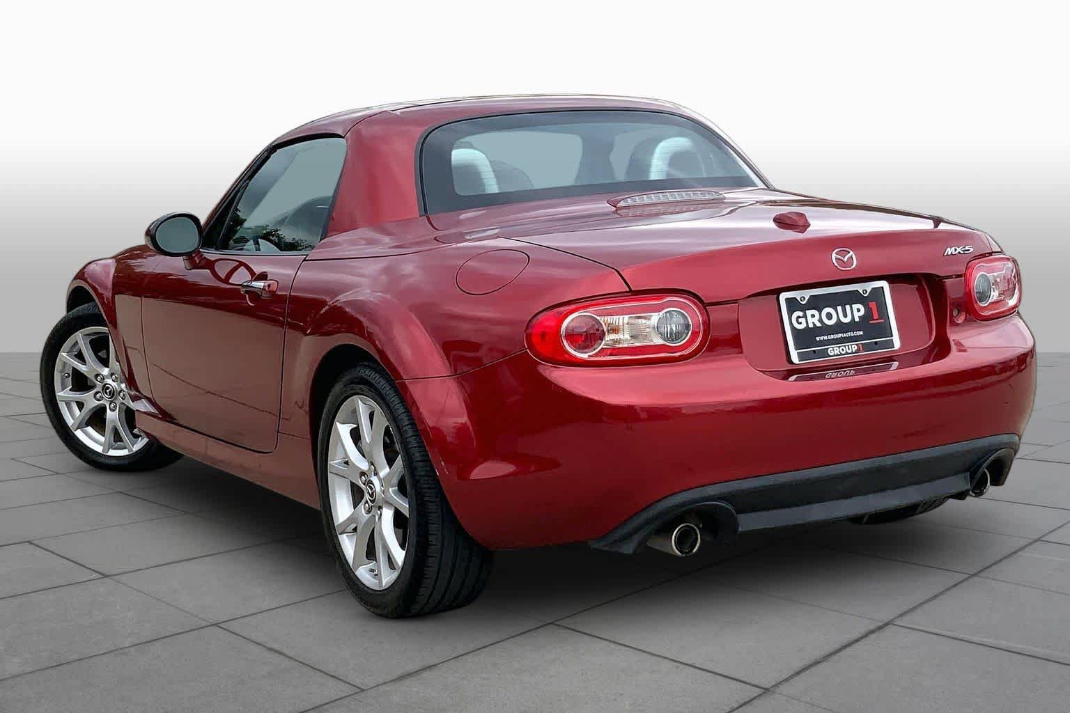 Used 2015 MAZDA MX-5 Miata Grand Touring w/ Premium Package RWD image 12