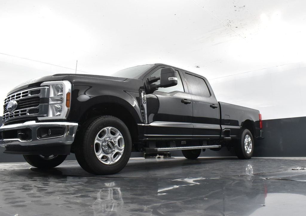New 2026 Ford F250 XLT image 29
