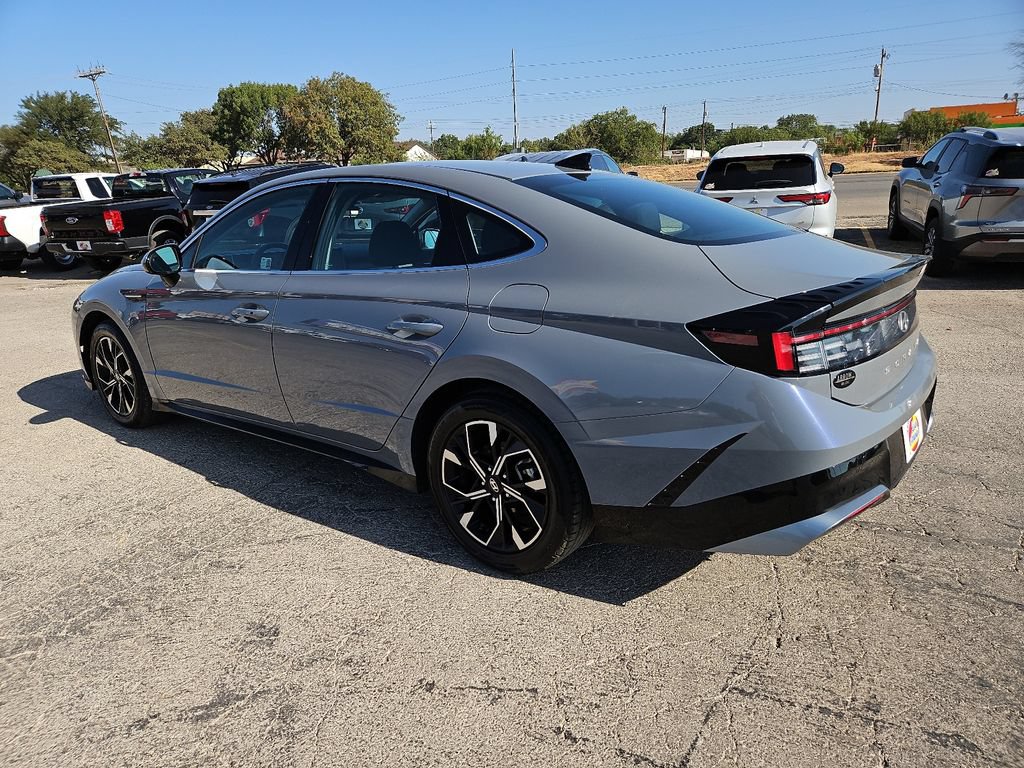 Used 2024 Hyundai Sonata SEL FWD image 7