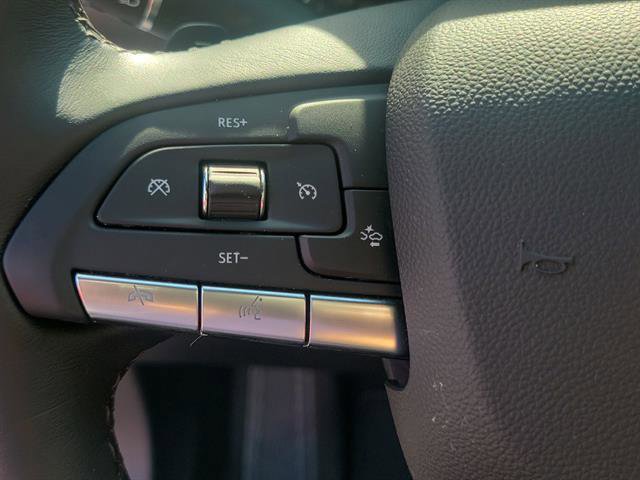 Certified 2023 Cadillac XT4 Premium Luxury image 53