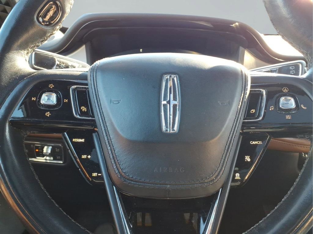 Used 2023 Lincoln Aviator Reserve w/ Equipment Group 201A image 15
