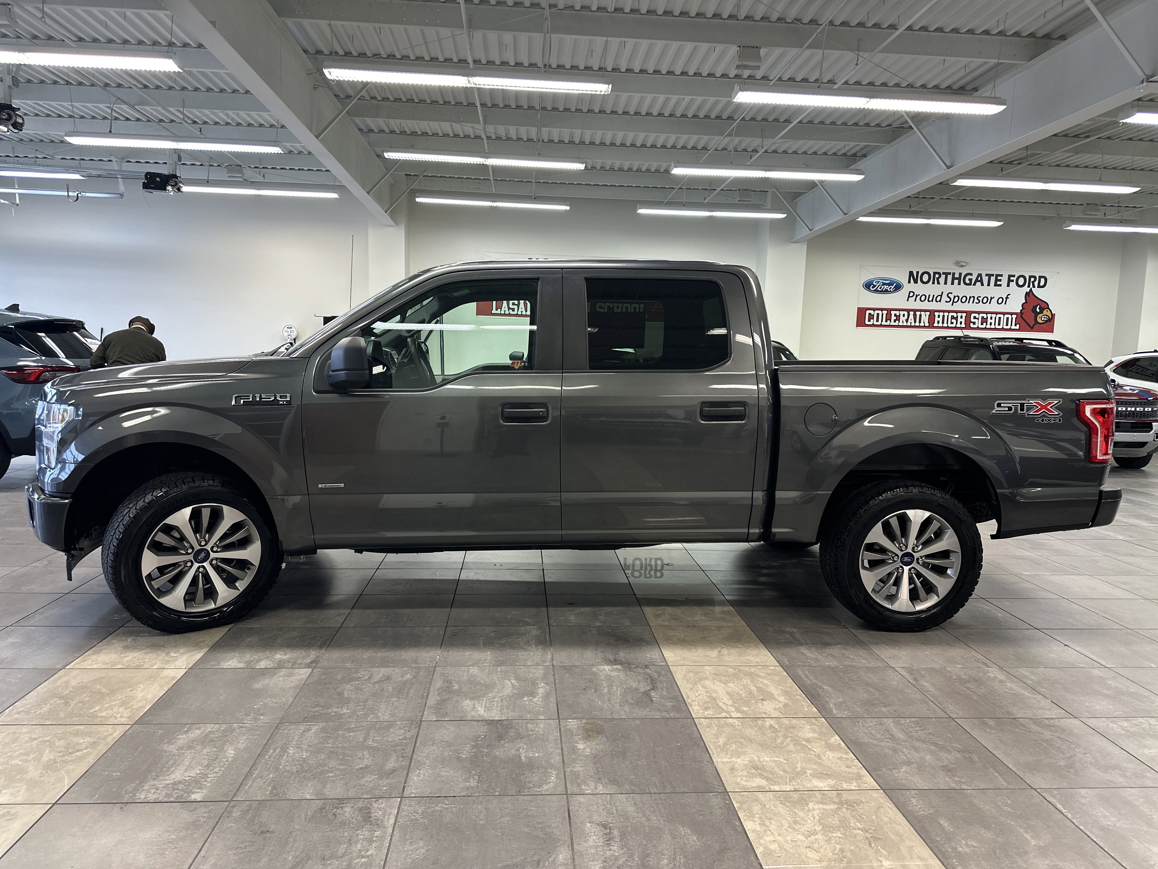 Used 2017 Ford F150 XL w/ Equipment Group 101A Mid image 16