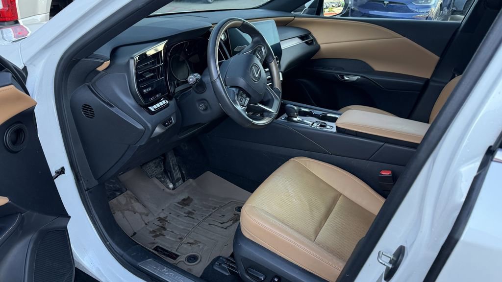 Used 2023 Lexus RX 350 Premium Plus w/ Accessory Package (Z1) image 3