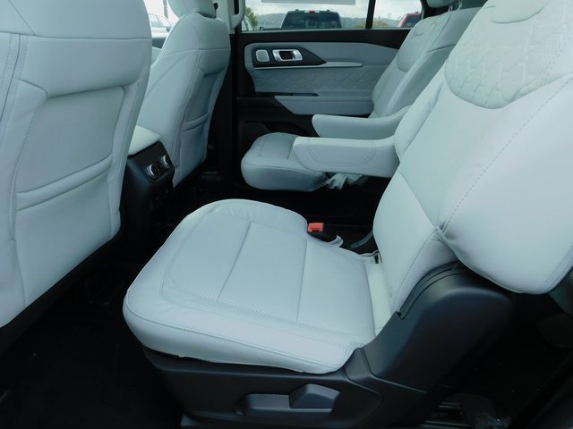 New 2026 Ford Explorer Platinum w/ LUX Leather Package image 20