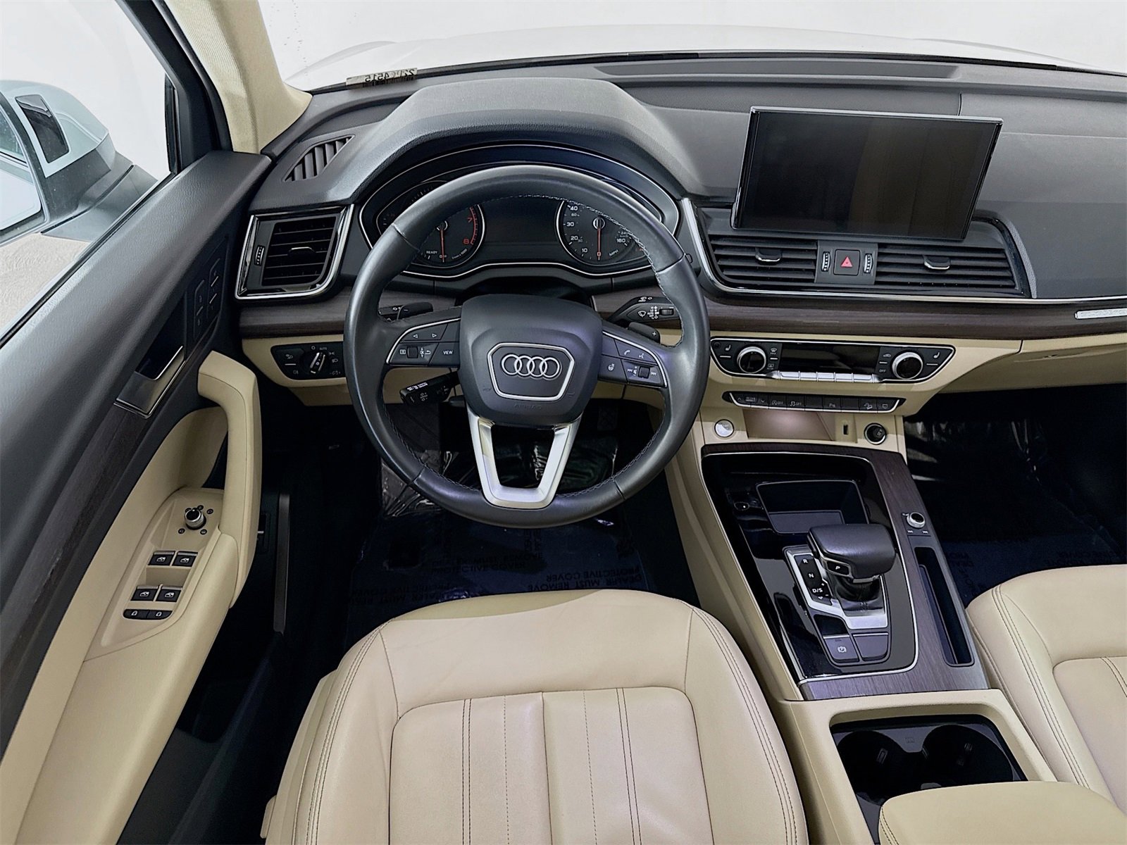 Used 2023 Audi Q5 2.0T Premium w/ Convenience Package image 22