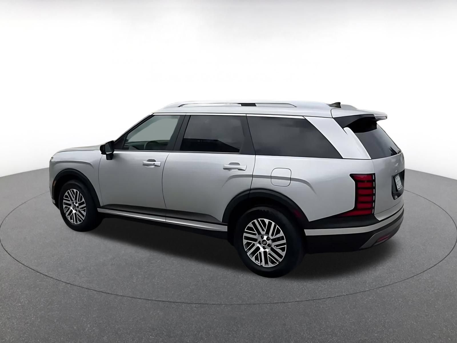 Used 2026 Hyundai Palisade SEL FWD image 8