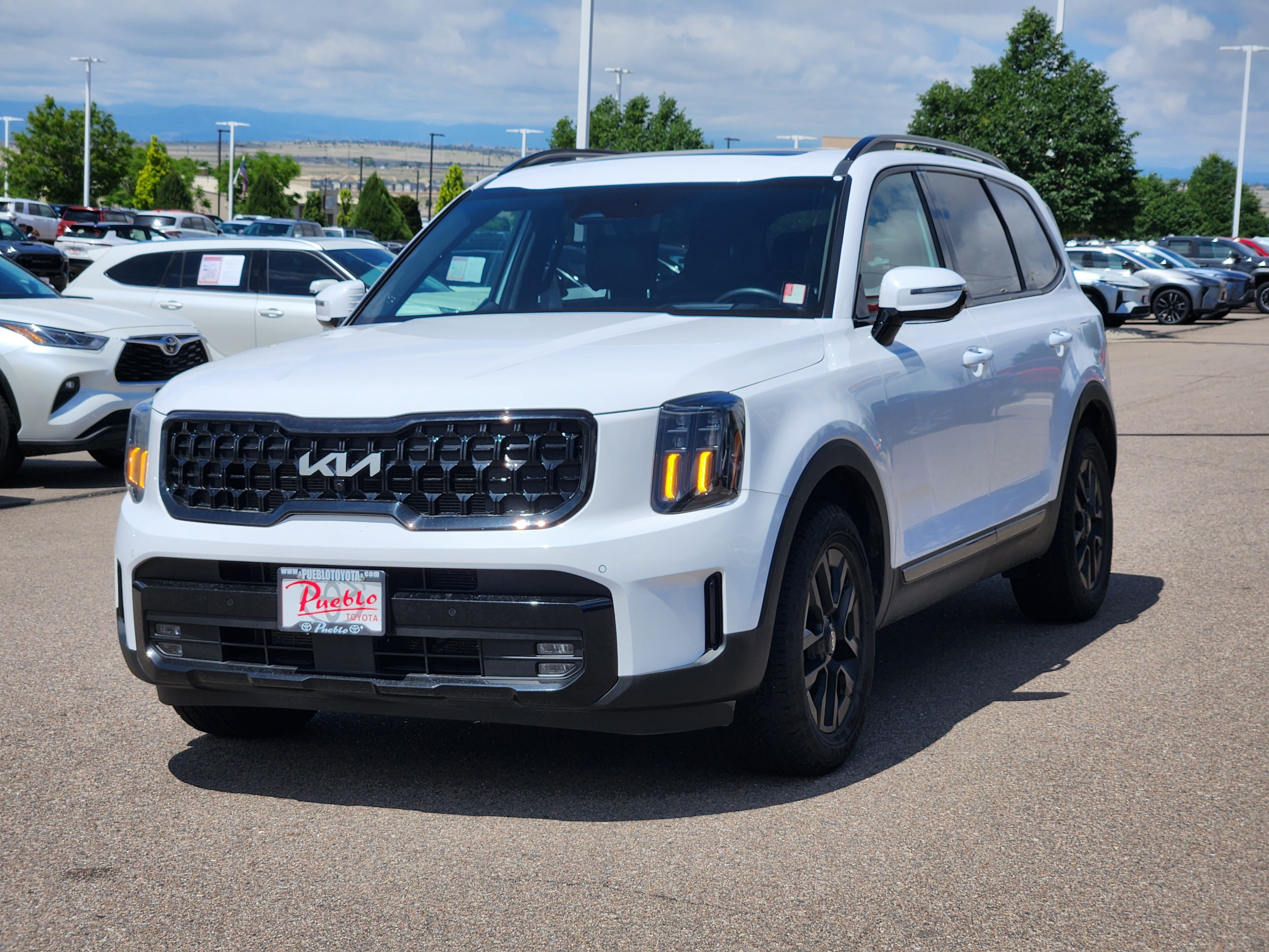 Used 2024 Kia Telluride SX Prestige X-Pro AWD/4WD image 4