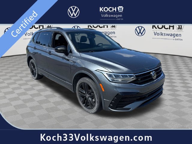 Certified 2022 Volkswagen Tiguan SE R-Line