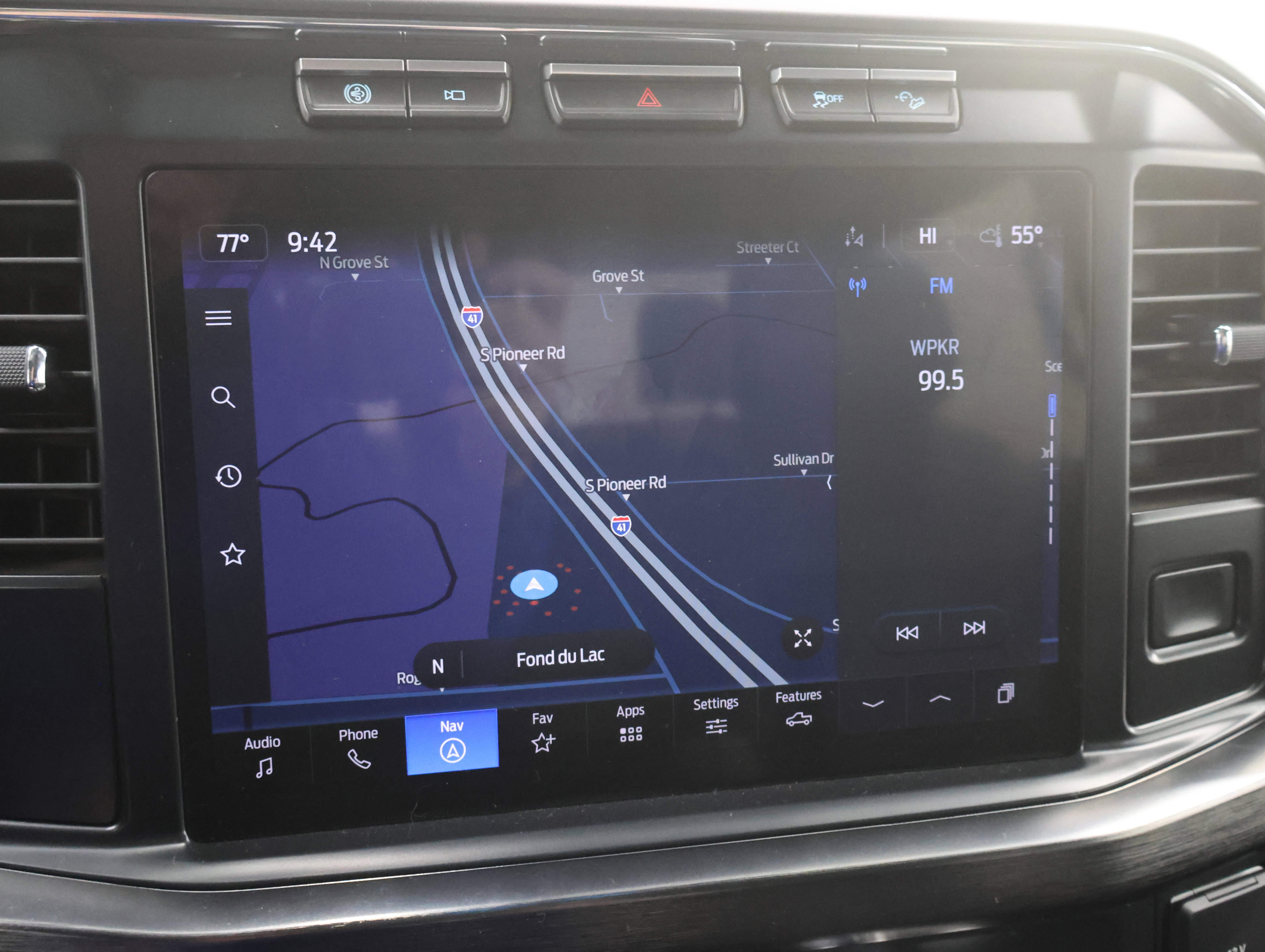 Used 2023 Ford F350 Lariat image 11