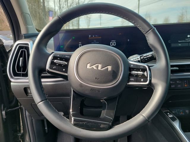 Used 2025 Kia Sorento EX image 23