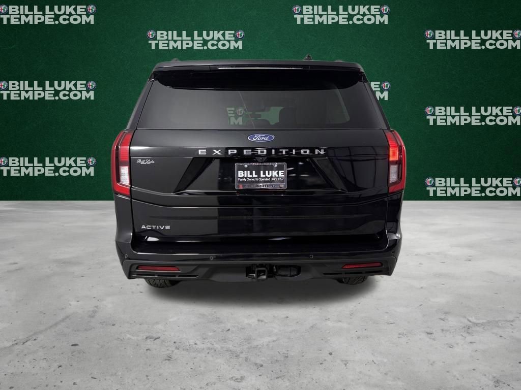 Used 2025 Ford Expedition Active AWD/4WD image 6