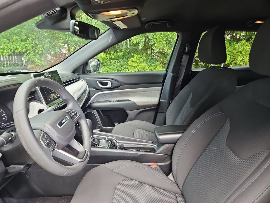 Used 2023 Jeep Compass Sport AWD/4WD image 20