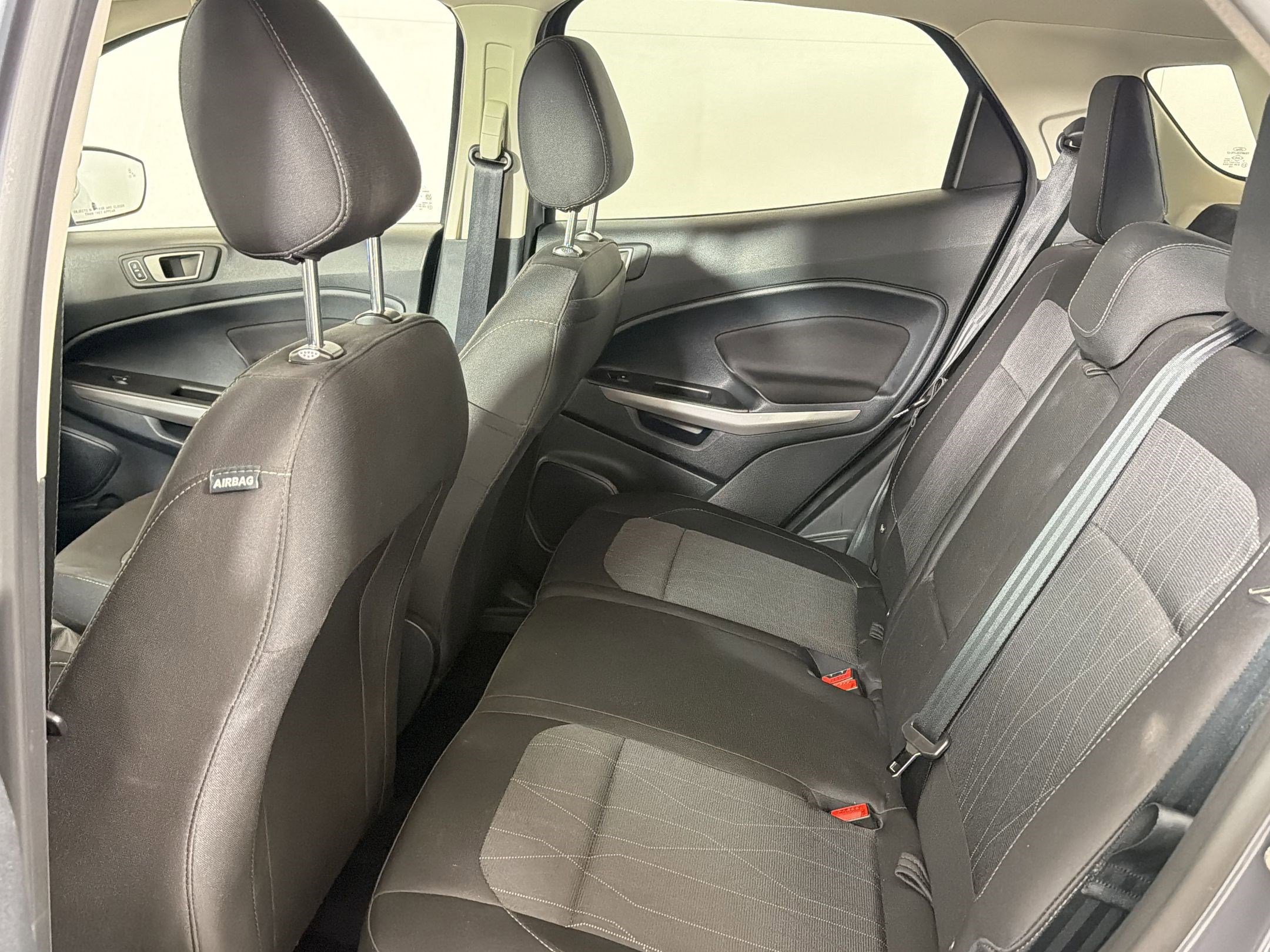 Used 2021 Ford EcoSport SE w/ SE Convenience Package FWD image 15