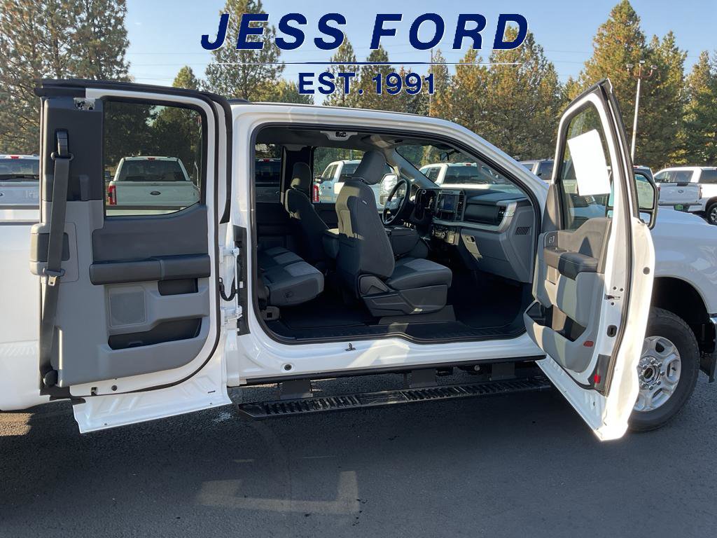 New 2026 Ford F350 XLT image 11