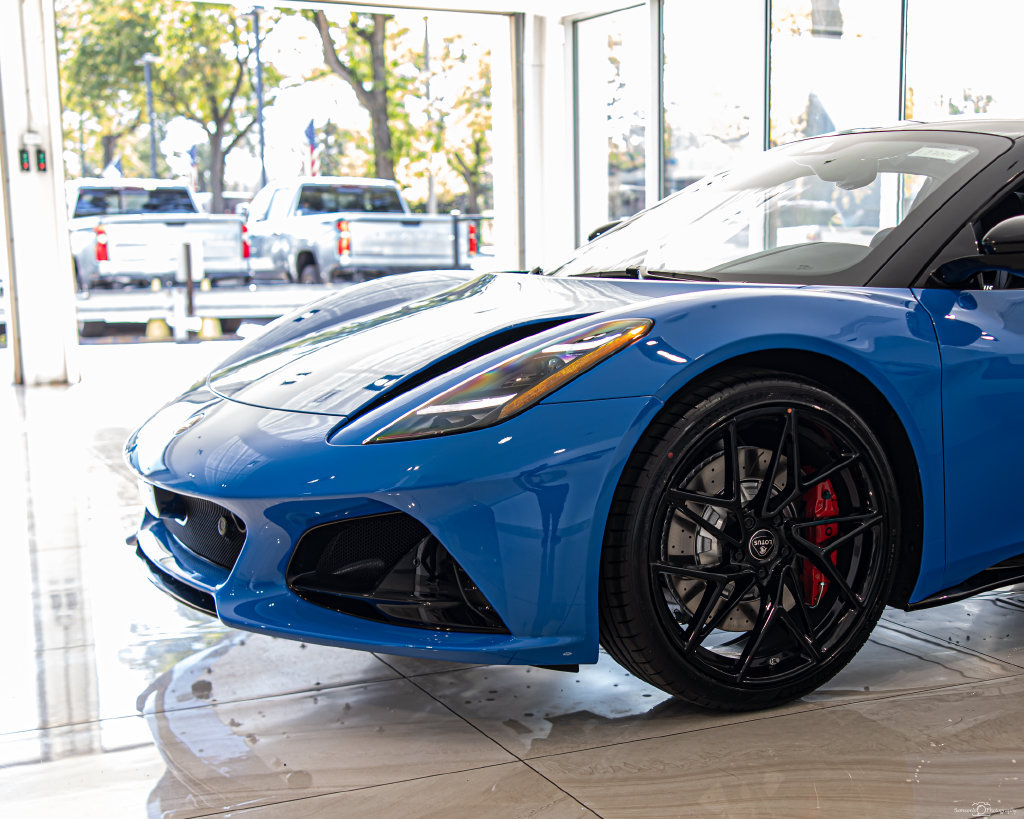 New 2027 Lotus Emira SE RWD image 4