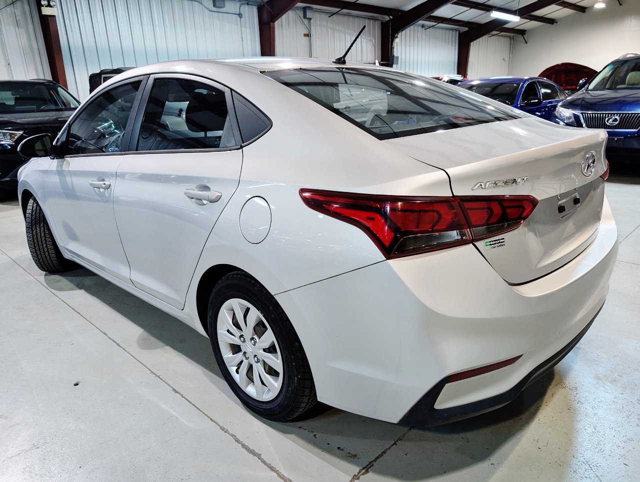 Used 2020 Hyundai Accent SE image 6