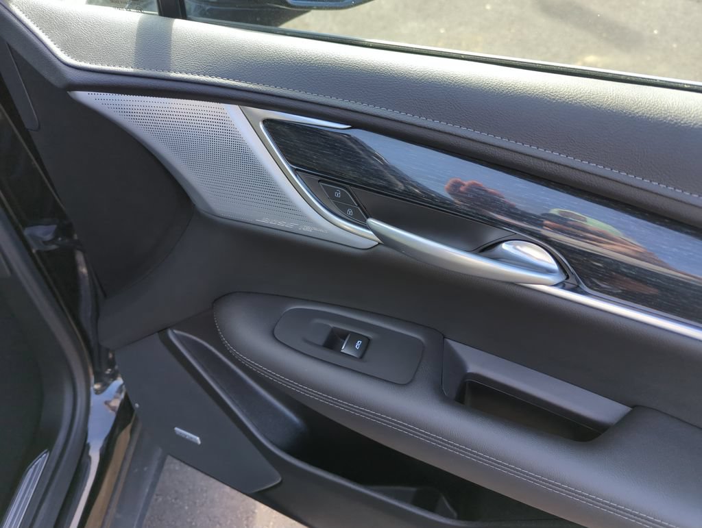 Used 2025 Cadillac XT5 Premium Luxury FWD image 34