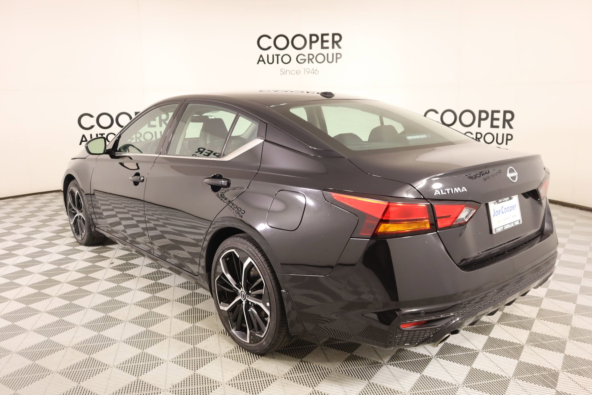 Used 2025 Nissan Altima 2.5 SR FWD image 21