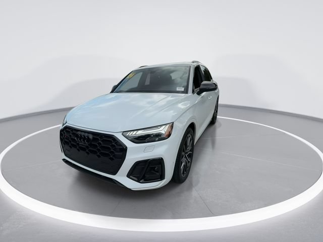 Used 2024 Audi SQ5 Prestige AWD/4WD image 3