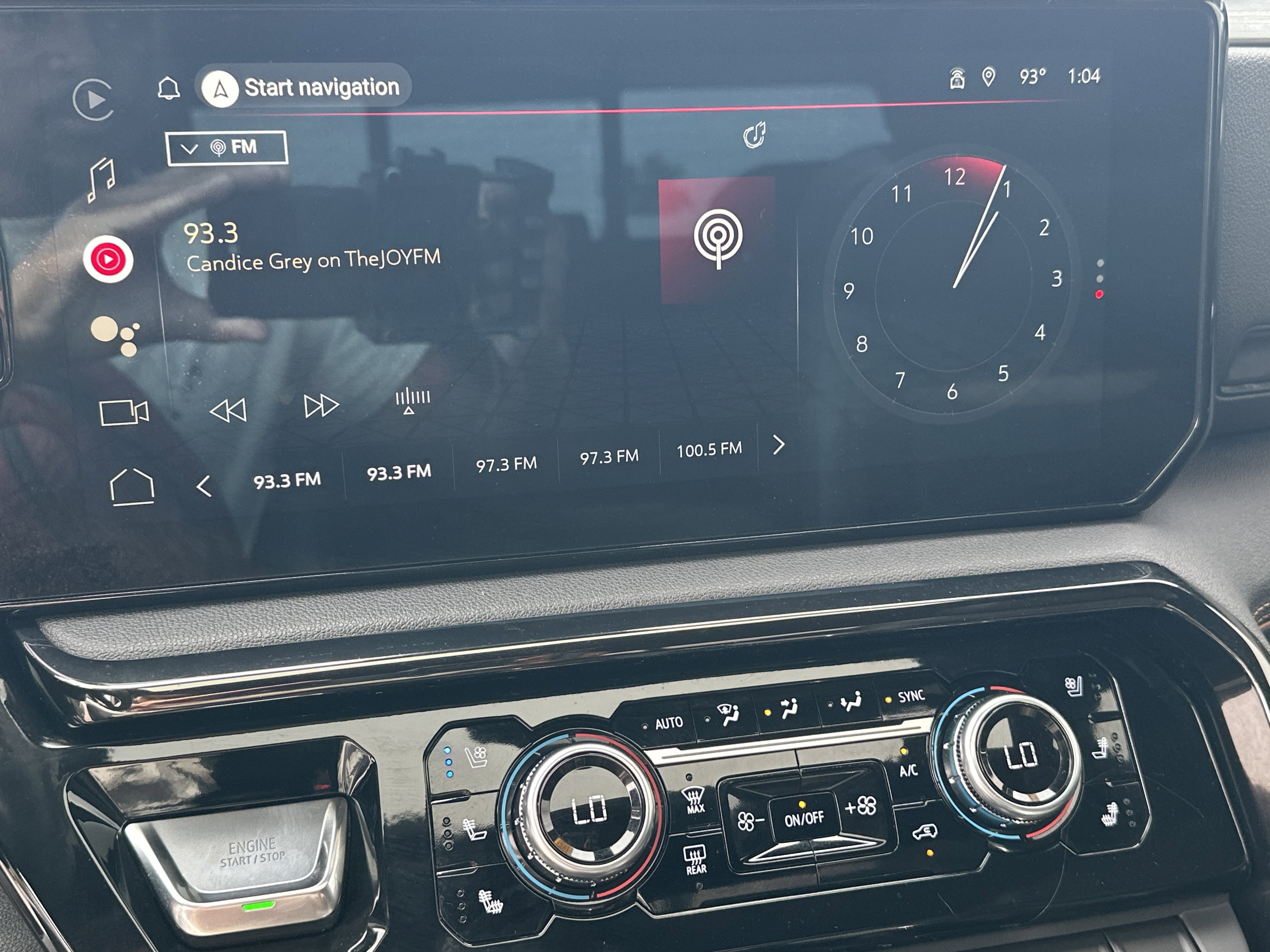 Used 2023 GMC Sierra 1500 AT4 w/ Technology Package image 30