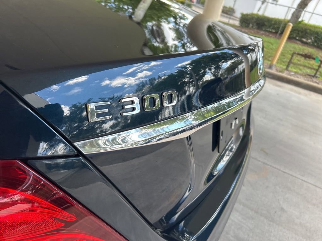 Used 2017 Mercedes-Benz E 300 w/ Premium 1 Package image 18