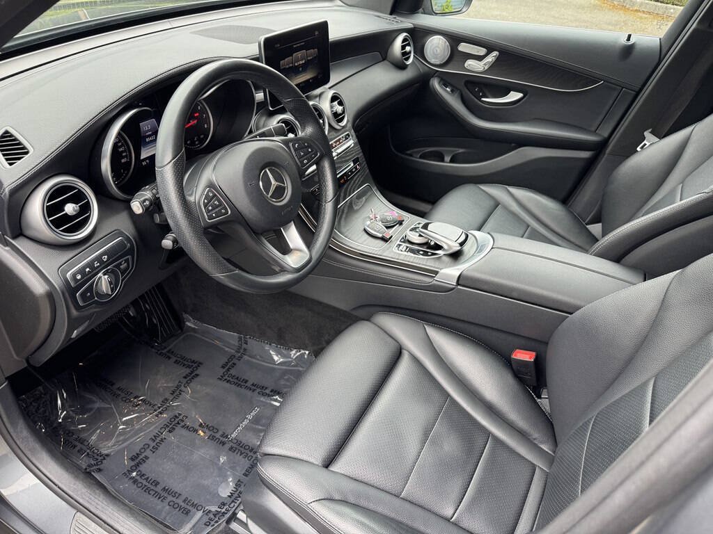 Used 2017 Mercedes-Benz GLC 300 4MATIC image 14