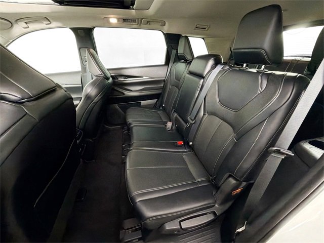 Used 2023 INFINITI QX60 Pure image 23