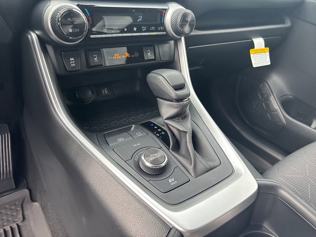 New 2025 Toyota RAV4 XLE image 16