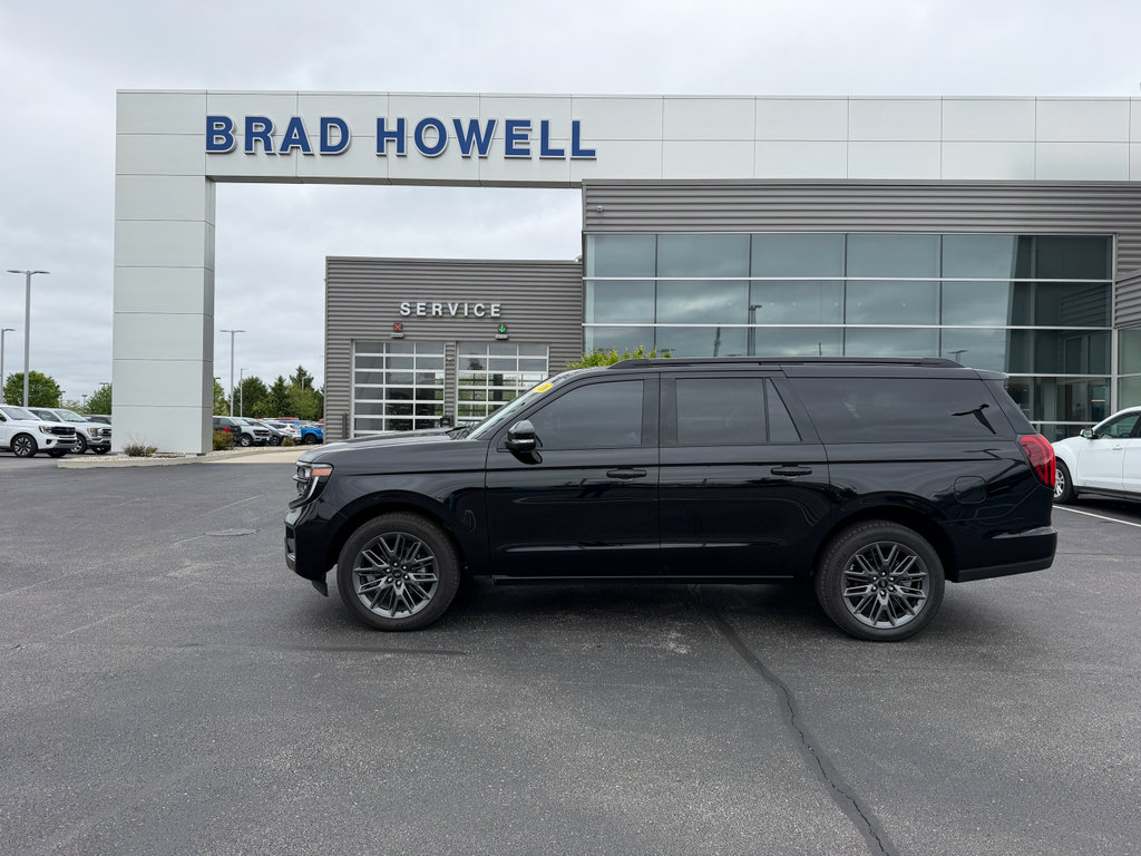 Used 2026 Ford Expedition Max Platinum w/ Stealth Appearance Package
