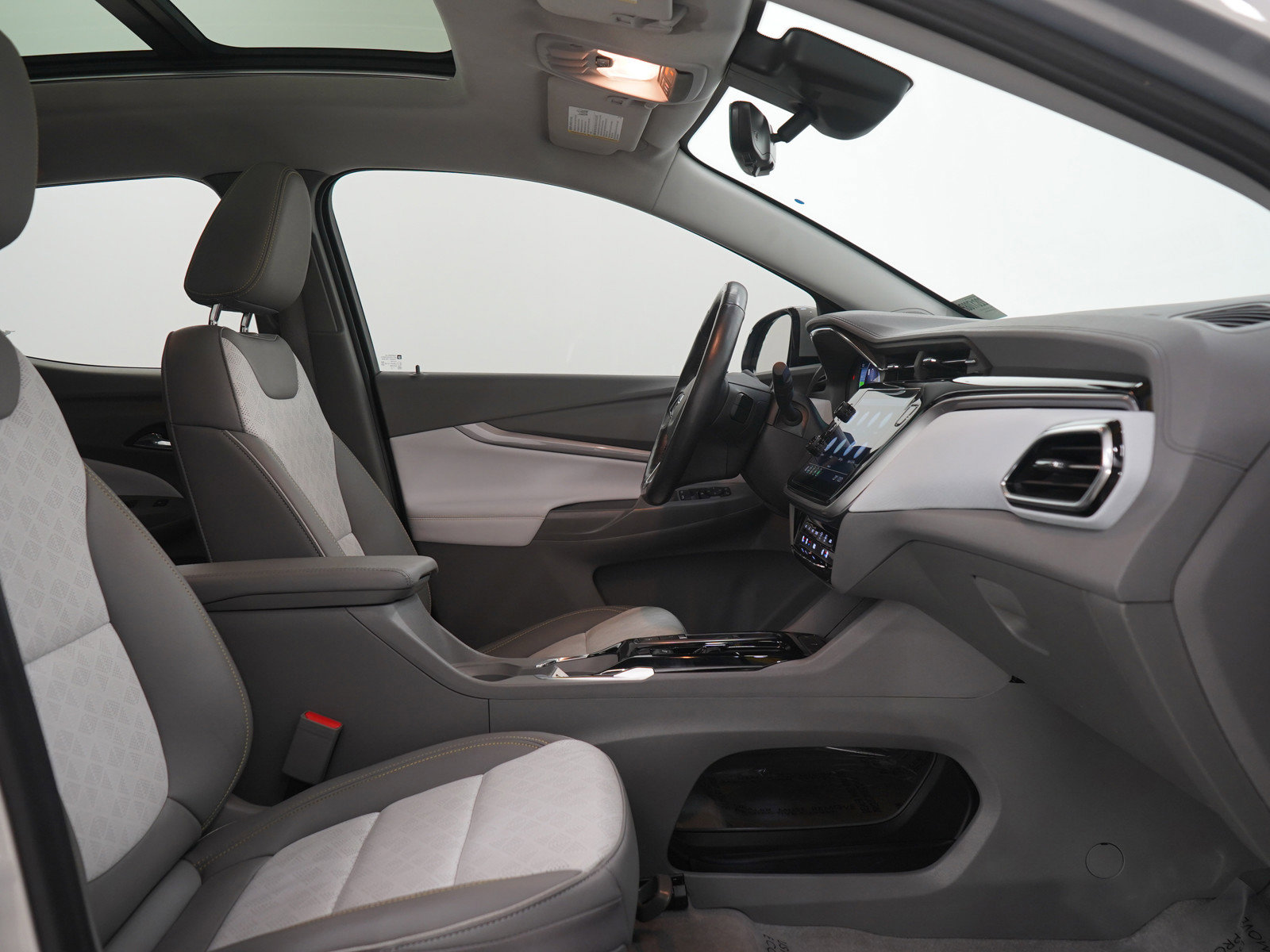 Used 2022 Chevrolet Bolt EUV Premier w/ Launch Edition image 11