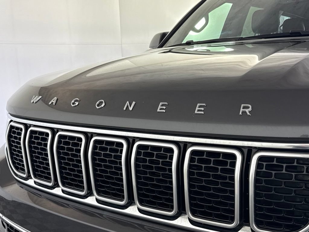 Certified 2024 Jeep Wagoneer L Series II w/ Flexible Seating Group AWD/4WD image 43