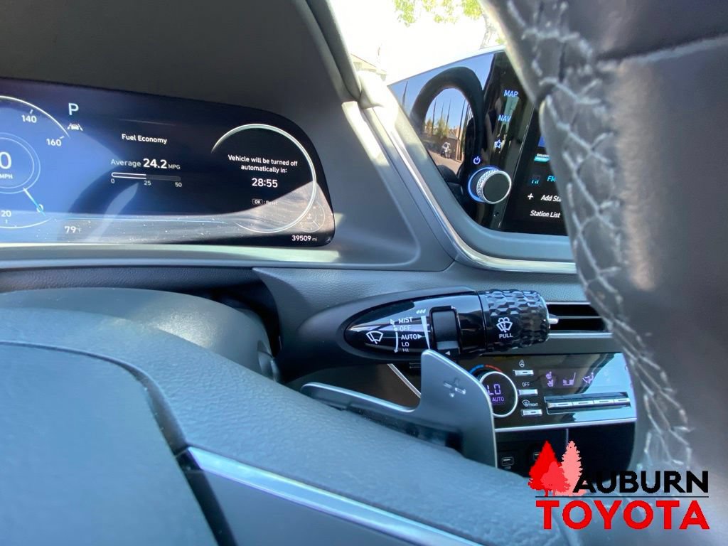 Used 2023 Hyundai Sonata Limited FWD image 39