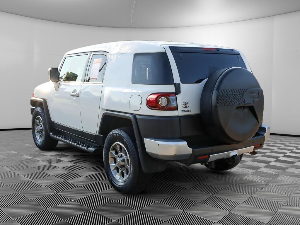 Used 2013 Toyota FJ Cruiser 4WD w/ Upgrade Pkg image 5