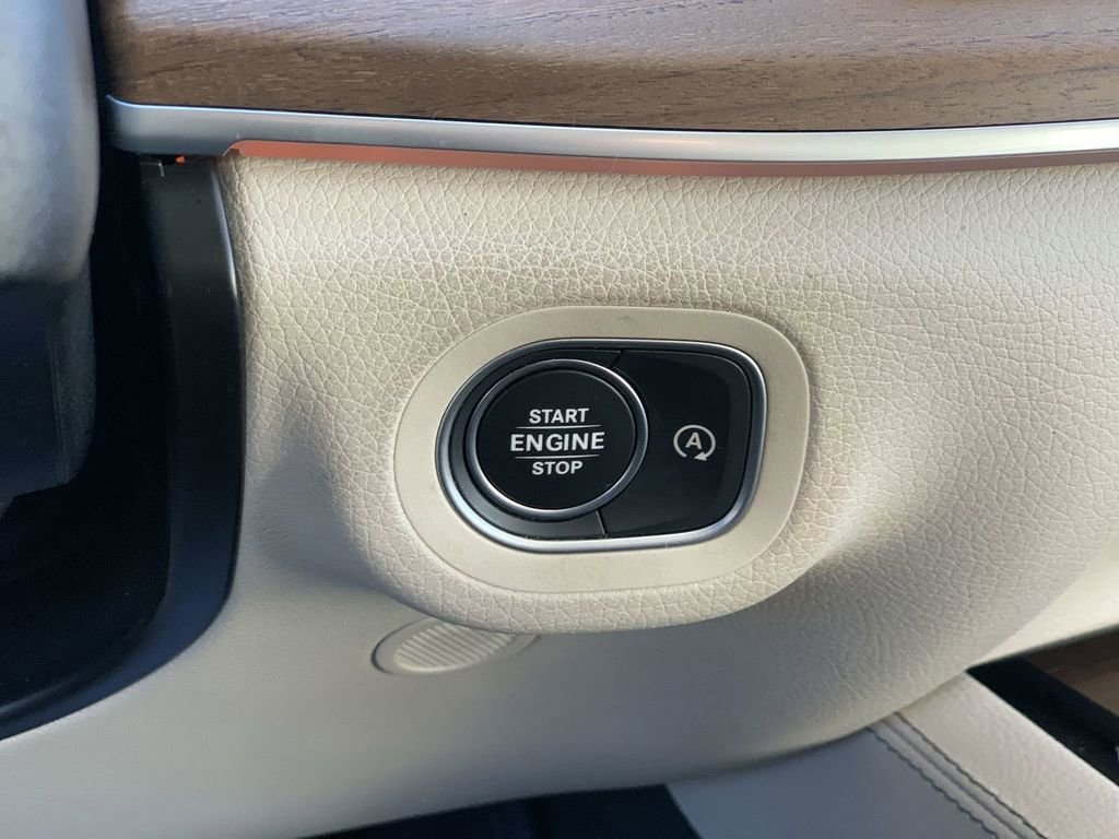 Used 2021 Mercedes-Benz GLS 450 4MATIC image 14