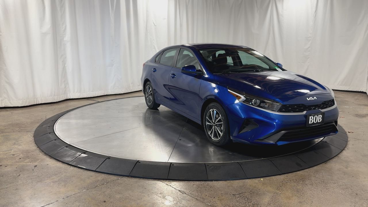 Certified 2023 Kia Forte LXS image 3