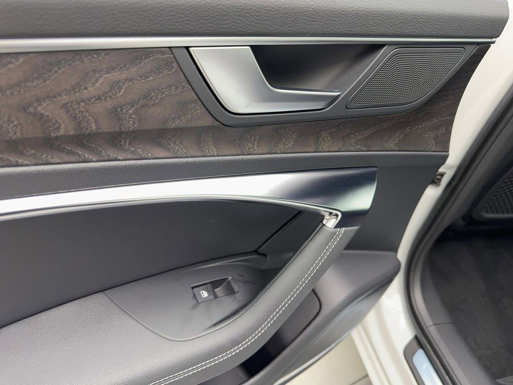 Used 2023 Audi A6 Premium Plus w/ Premium Plus Package image 39