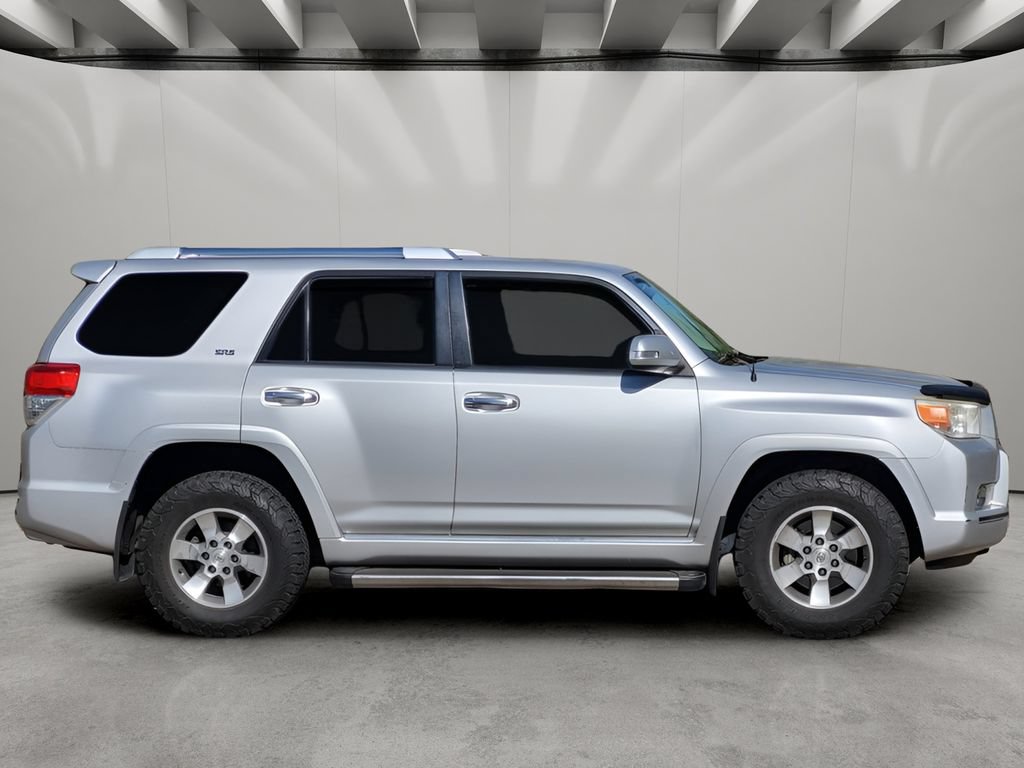 Used 2013 Toyota 4Runner SR5 RWD image 4