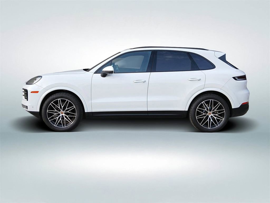 Used 2026 Porsche Cayenne image 2