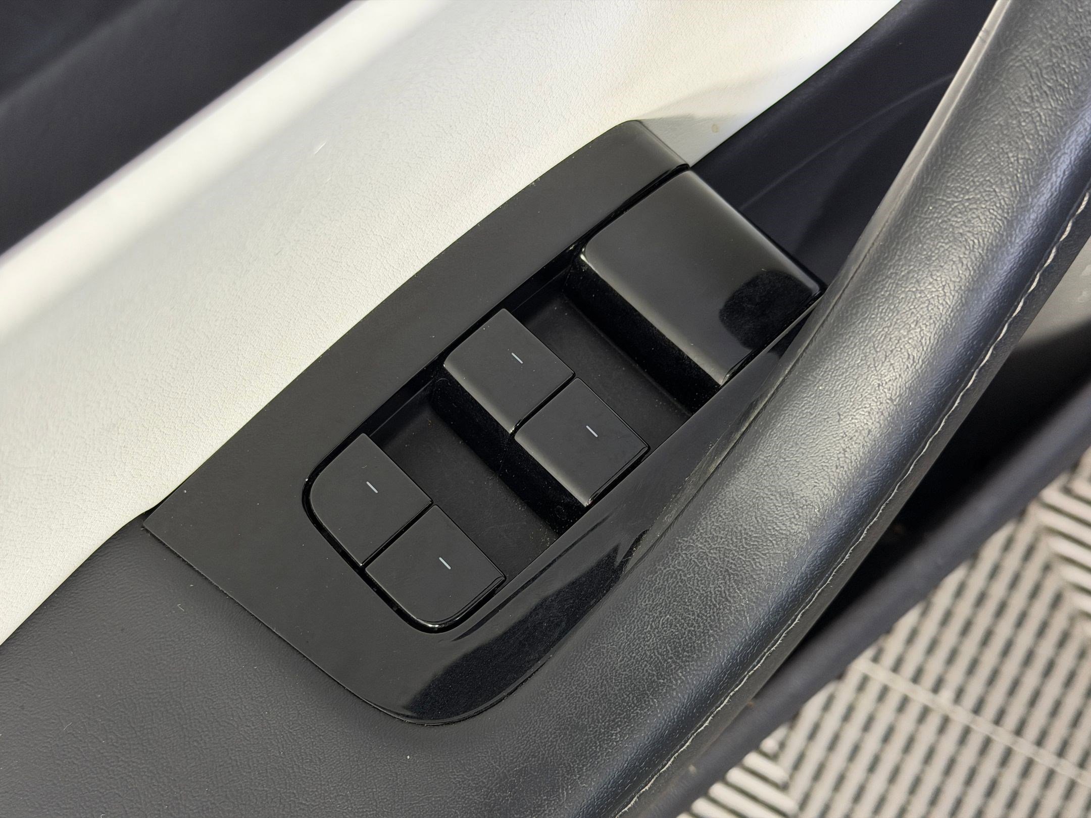 Used 2019 Tesla Model 3 Long Range AWD/4WD image 12