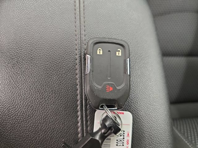 Used 2024 GMC Terrain SLE FWD image 24