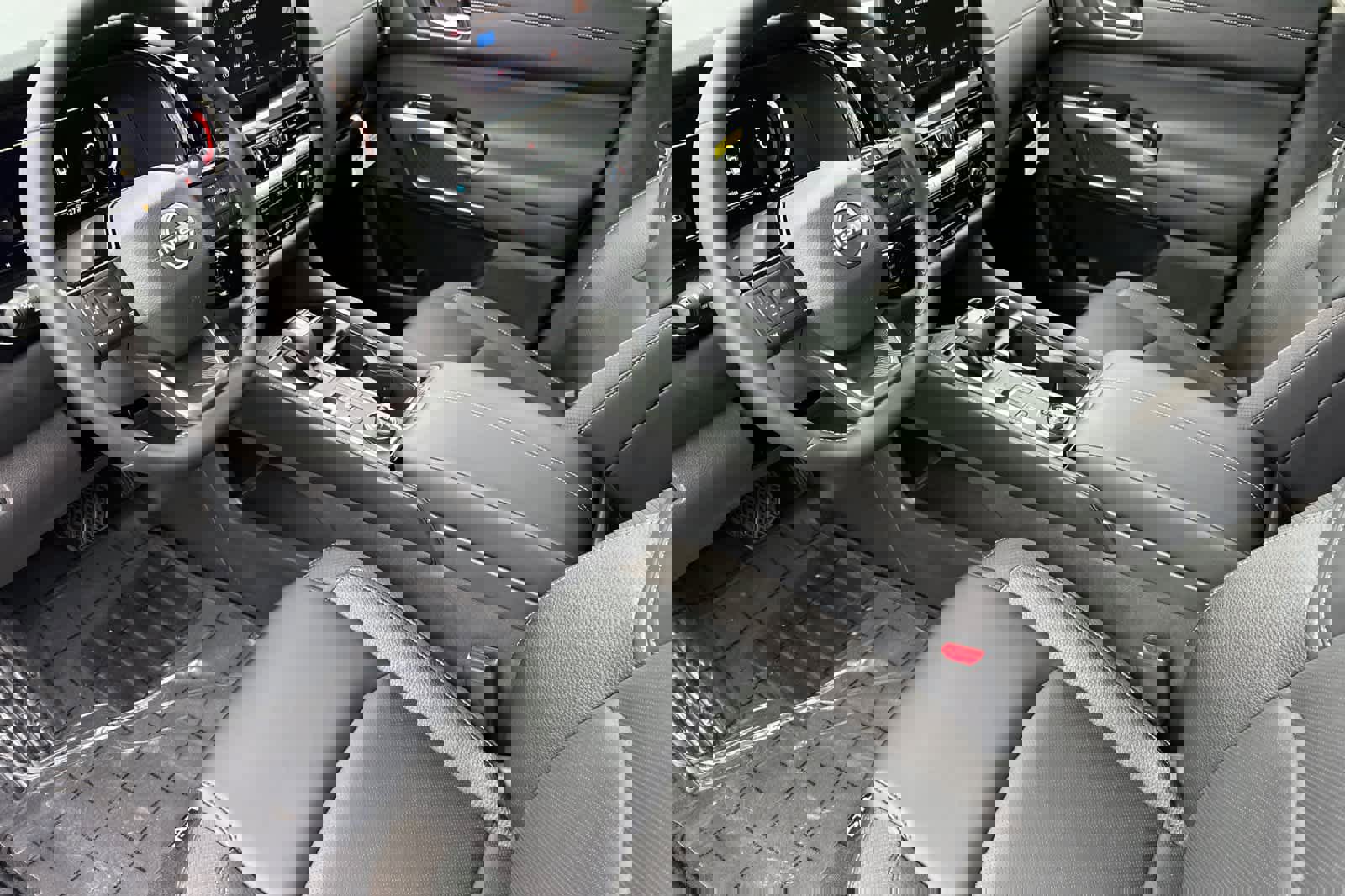 New 2026 Nissan Pathfinder SL image 11