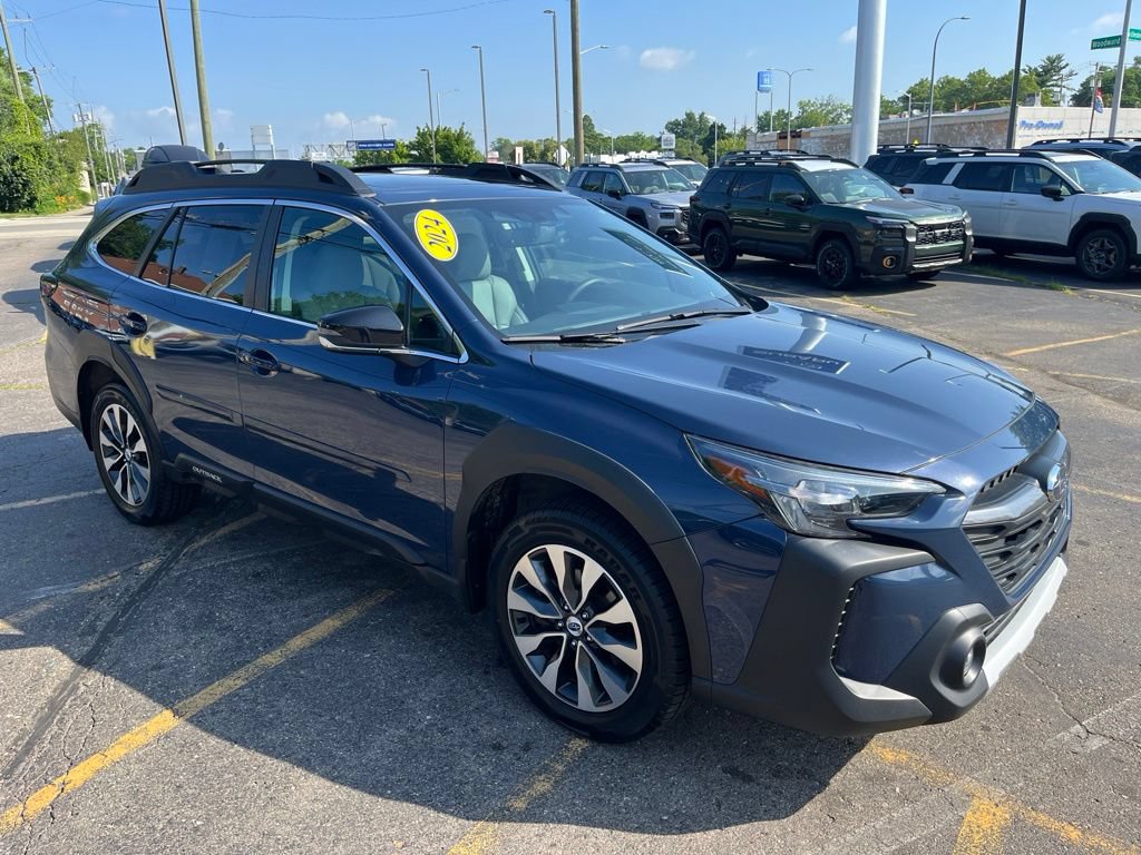 Certified 2024 Subaru Outback Limited AWD/4WD image 3