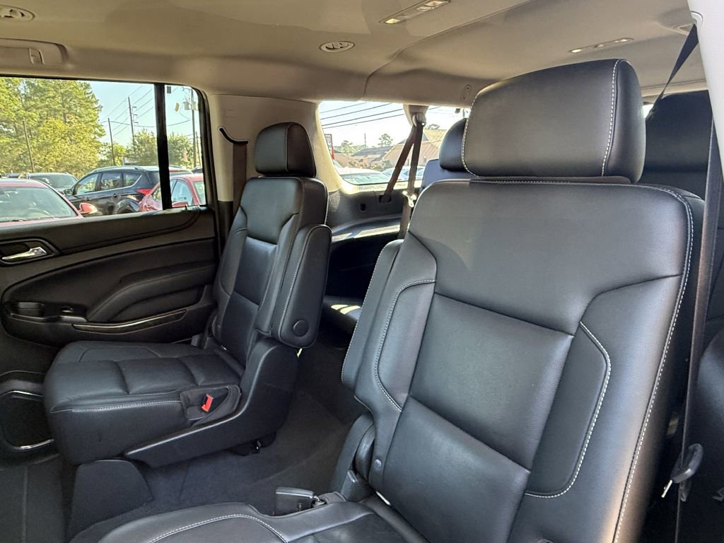 Used 2019 Chevrolet Suburban LT image 24